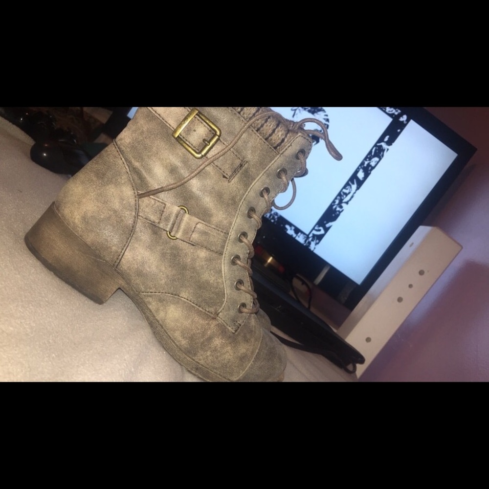 Leather boots